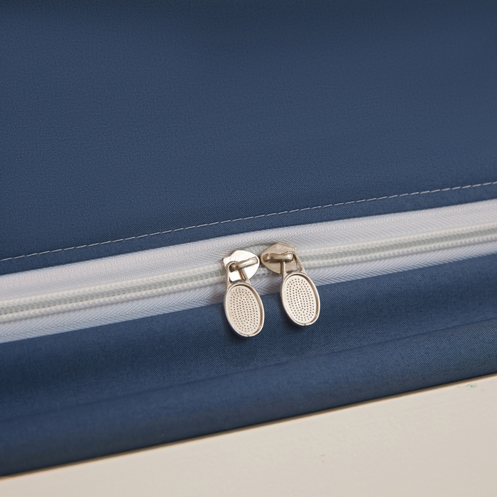 91家纺网 家纺一手货源 找家纺 星际优品 2025新款学生蚊帐遮光床帘植绒环保遮光帘99%遮光-印花款学生蚊帐-二 追风少年-藏青