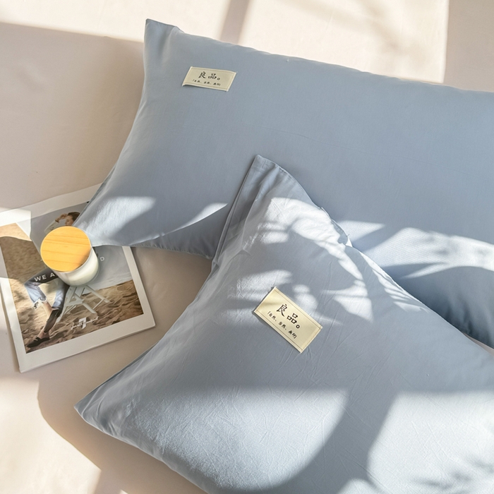 91家纺网 家纺一手货源 找家纺 眠博士 2025新款高支高密全棉纯色枕套系列 40支枕套-浅蓝