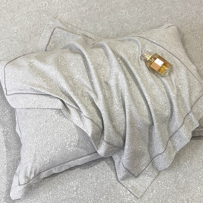 91家纺网 家纺一手货源 找家纺 凌鼎 2025新款100%全棉磨毛四件套数码印花加厚纯棉磨毛四件套 悦枝灰