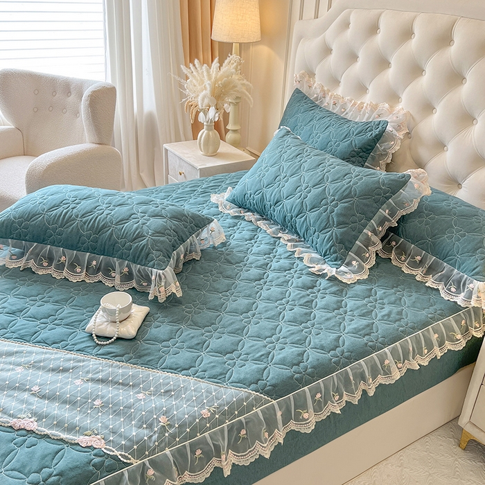 91家纺网 家纺一手货源 找家纺 麒豆豆 2025新款色织蕾丝边床裙款床笠-花亦然 花亦然-黛绿色