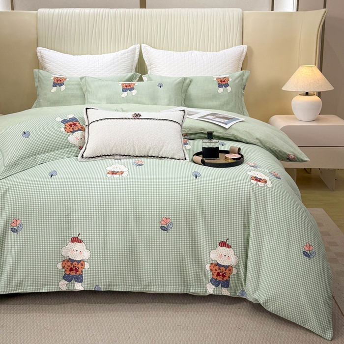 91家纺网 家纺一手货源 找家纺 凌鼎 2025新款100%全棉磨毛四件套数码印花加厚纯棉磨毛四件套 贴布小熊兰