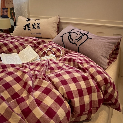 91家纺网 家纺一手货源 找家纺 （总）花漾家居 2025新款无印宿舍简约全棉色织水洗棉毛巾绣四件套