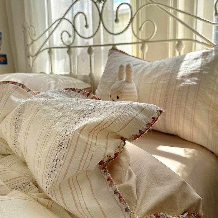 91家纺网 家纺一手货源 找家纺 田野 2025新款全棉水洗棉提花四件套 小树林-咖