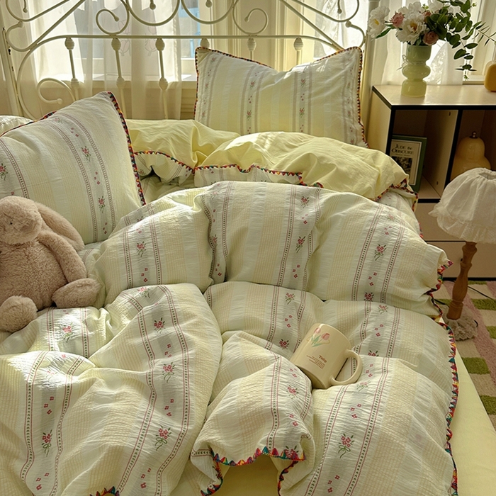 91家纺网 家纺一手货源 找家纺 田野 2025新款全棉水洗棉提花四件套 飘带