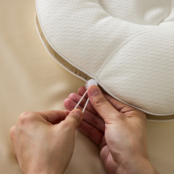 91家纺网 家纺一手货源 找家纺 （总）昕科 2025新款A类母婴-卡皮巴拉软管婴童定型枕（送礼袋）