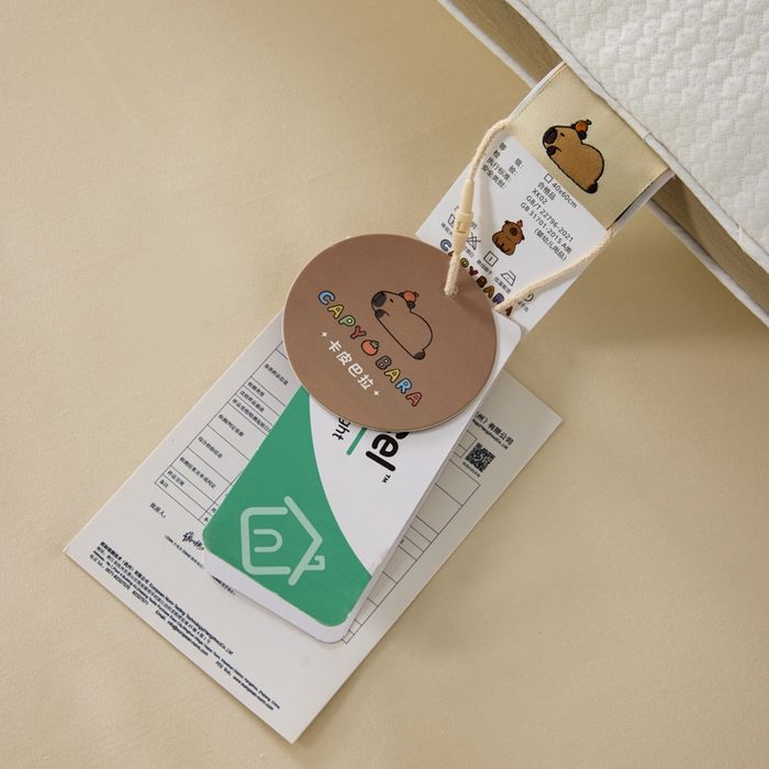 91家纺网 家纺一手货源 找家纺 （总）昕科 2025新款A类母婴-卡皮巴拉软管婴童定型枕（送礼袋）