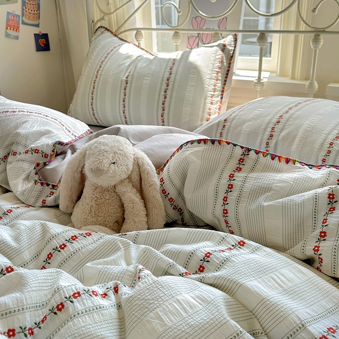 91家纺网 家纺一手货源 找家纺 田野 2025新款全棉水洗棉提花四件套 花田