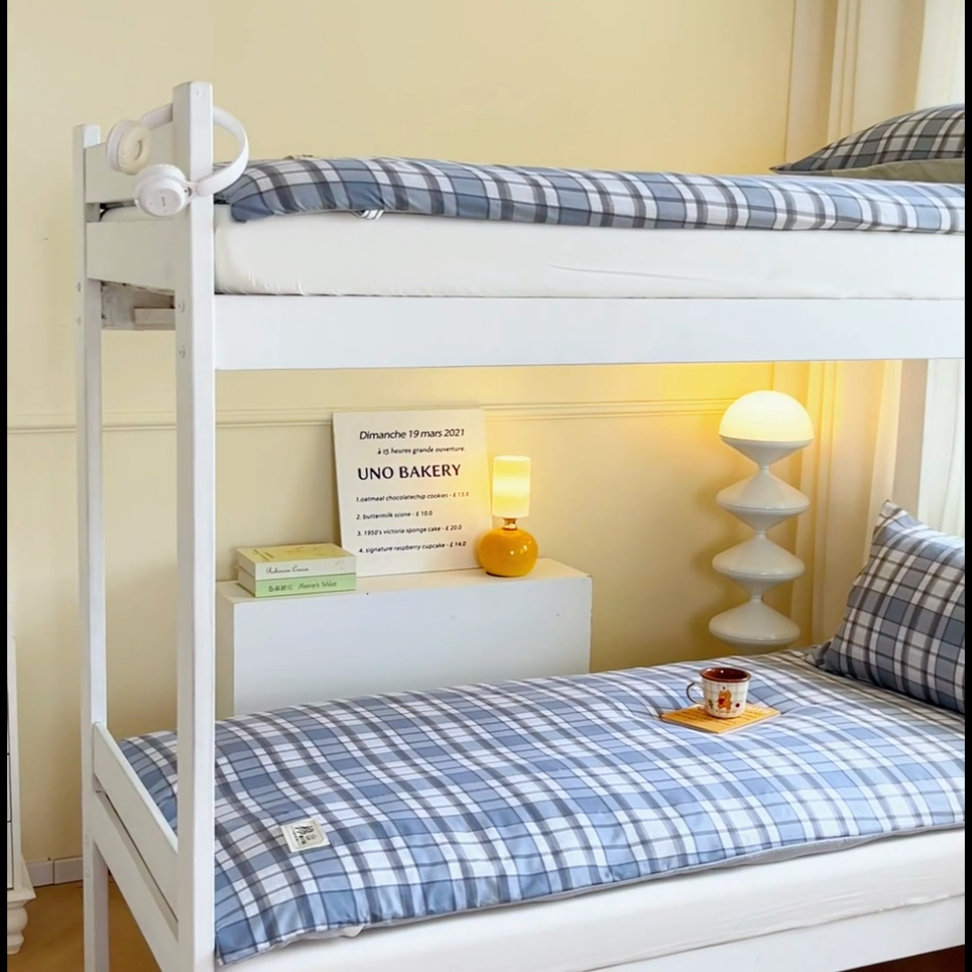 91家纺网 家纺一手货源 找家纺 缦卡琳家纺 2025新款水洗棉床褥子 格物致眠