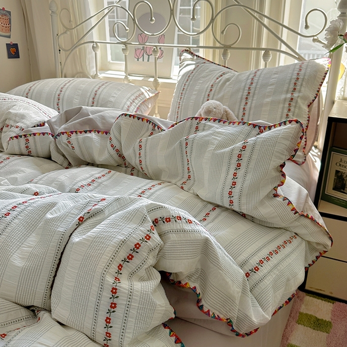 91家纺网 家纺一手货源 找家纺 田野 2025新款全棉水洗棉提花四件套 花田