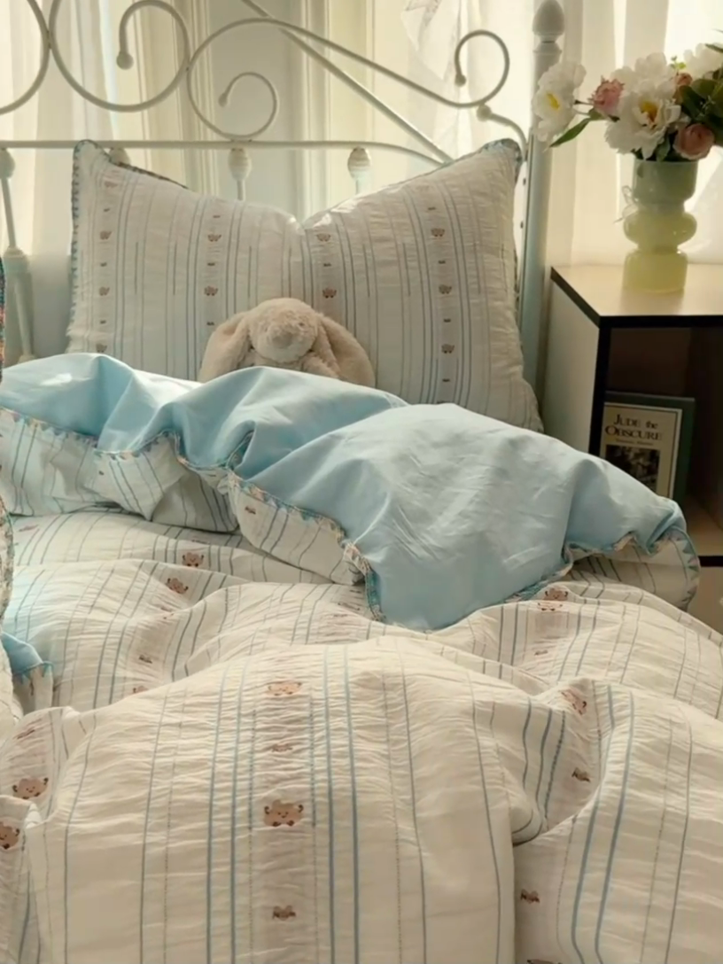 91家纺网 家纺一手货源 找家纺 田野 2025新款全棉水洗棉提花四件套 小雨点