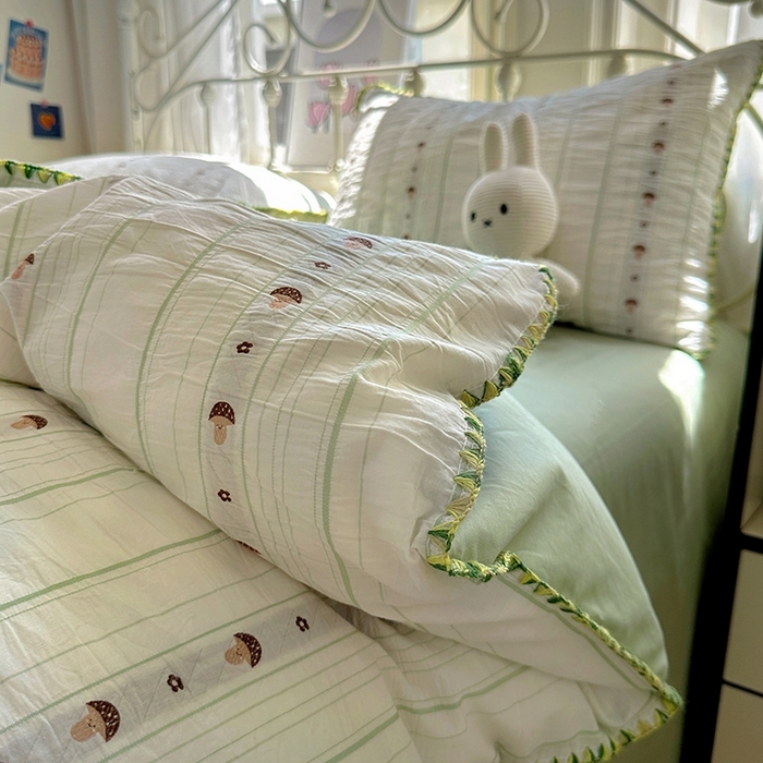 91家纺网 家纺一手货源 找家纺 田野 2025新款全棉水洗棉提花四件套 蘑菇