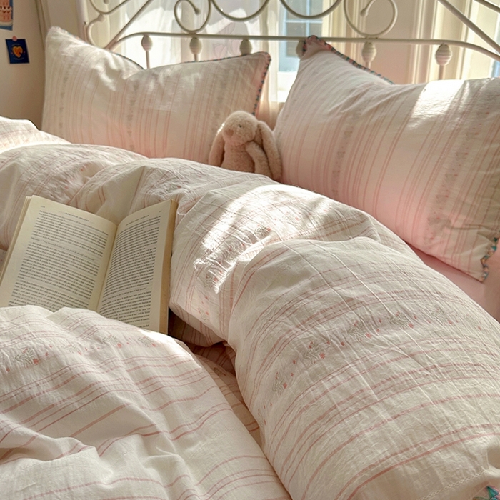 91家纺网 家纺一手货源 找家纺 田野 2025新款全棉水洗棉提花四件套 花颜