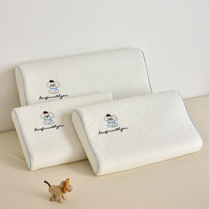 91家纺网 家纺一手货源 找家纺 （总）昕科 2025新款全棉水洗棉亲子乳胶枕-小白布丁狗