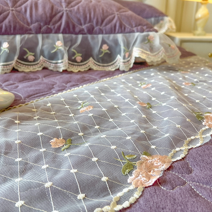 91家纺网 家纺一手货源 找家纺 麒豆豆 2025新款色织蕾丝边床裙款床笠-花亦然 花亦然-浪漫紫