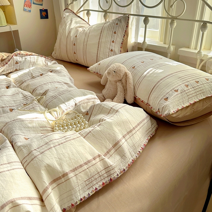 91家纺网 家纺一手货源 找家纺 田野 2025新款全棉水洗棉提花四件套 帽子狗