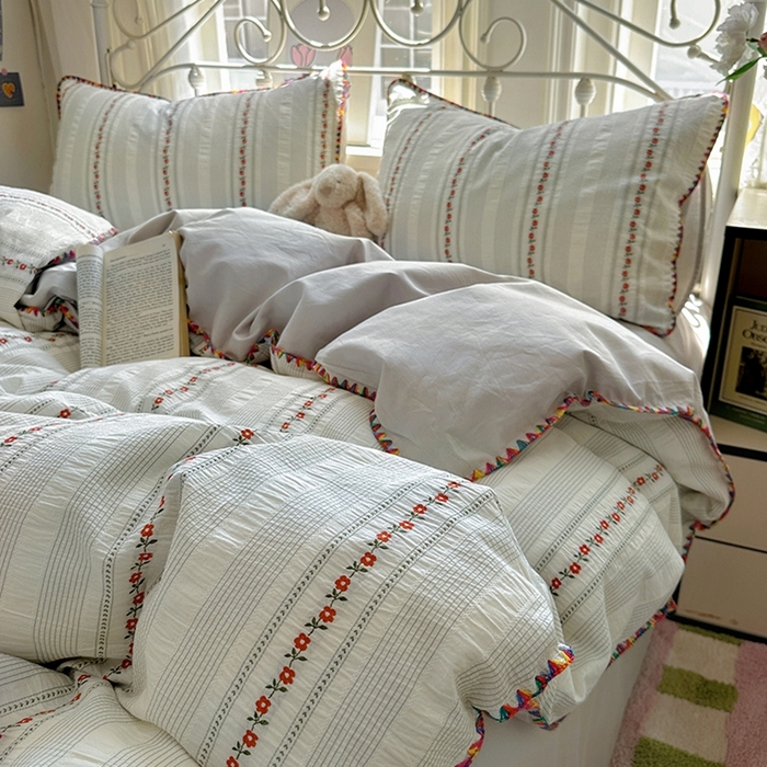 91家纺网 家纺一手货源 找家纺 田野 2025新款全棉水洗棉提花四件套 花田