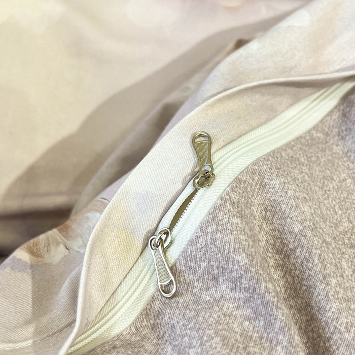 91家纺网 家纺一手货源 找家纺 凌鼎 2025新款100%全棉磨毛四件套数码印花加厚纯棉磨毛四件套 颜玉紫