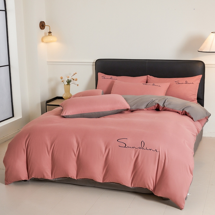 91家纺网 家纺一手货源 找家纺 七仙女家纺 2025新款水洗磨毛刺绣轻奢简约系列单被套单品被套被套单件 豆沙+浅灰