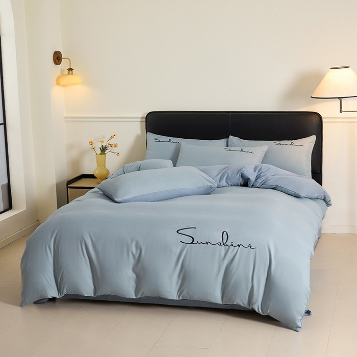 91家纺网 家纺一手货源 找家纺 七仙女家纺 2025新款水洗磨毛刺绣轻奢简约系列单被套单品被套被套单件 湖水蓝+兰灰