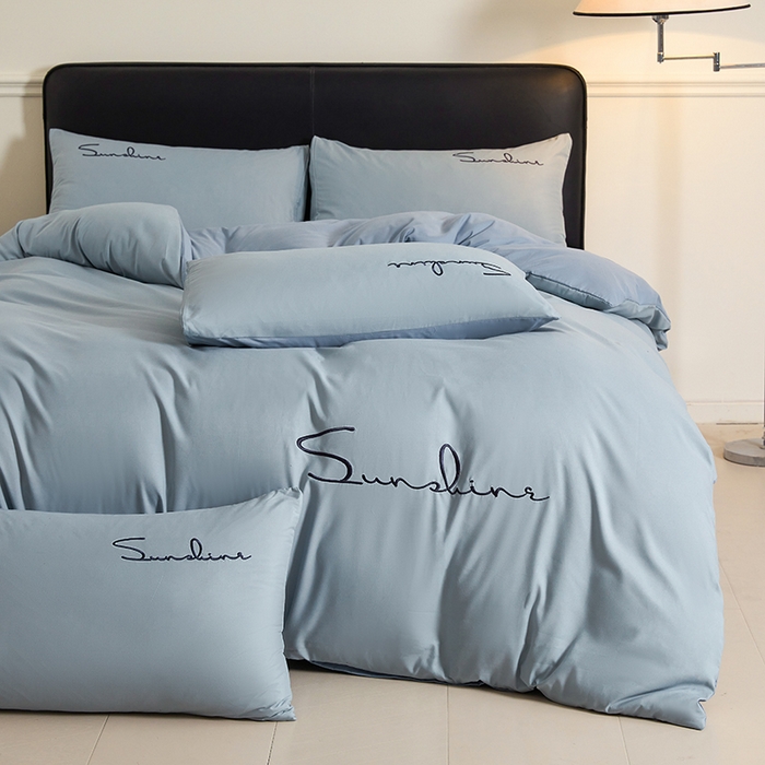 91家纺网 家纺一手货源 找家纺 七仙女家纺 2025新款水洗磨毛刺绣轻奢简约系列单被套单品被套被套单件 湖水蓝+兰灰