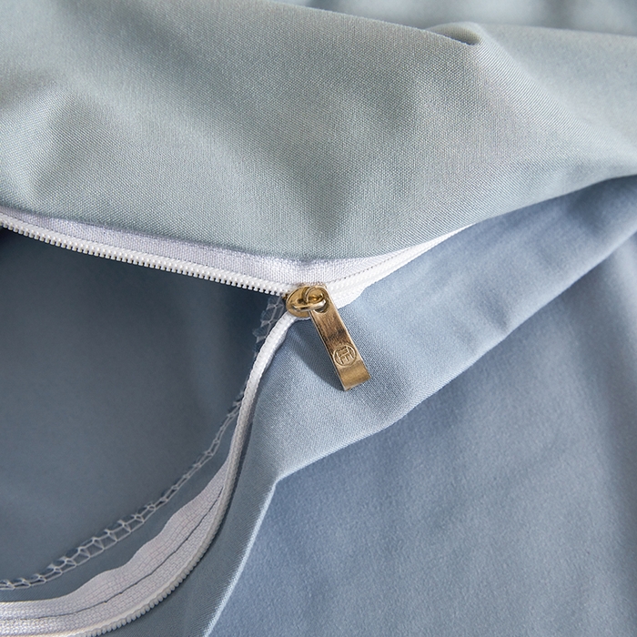 91家纺网 家纺一手货源 找家纺 七仙女家纺 2025新款水洗磨毛刺绣轻奢简约系列单被套单品被套被套单件 湖水蓝+兰灰