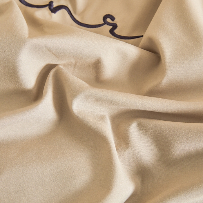 91家纺网 家纺一手货源 找家纺 七仙女家纺 2025新款水洗磨毛刺绣轻奢简约系列单被套单品被套被套单件 奶茶+浅灰