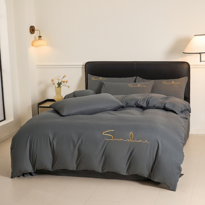 91家纺网 家纺一手货源 找家纺 七仙女家纺 2025新款水洗磨毛刺绣轻奢简约系列单被套单品被套被套单件 深灰