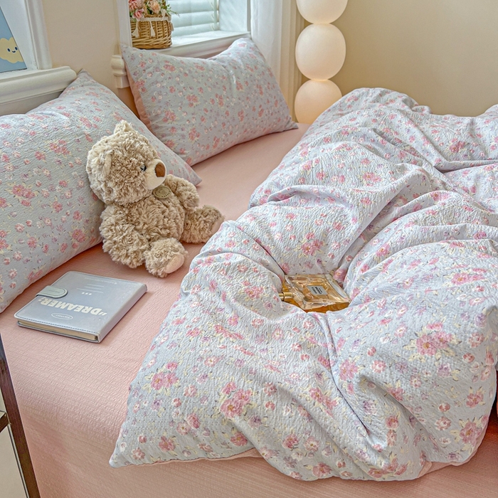 91家纺网 家纺一手货源 找家纺 仟网汇 2025新款云感皱皱纱简单款四件套 春不晚