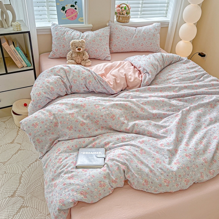 91家纺网 家纺一手货源 找家纺 仟网汇 2025新款云感皱皱纱简单款四件套 春不晚