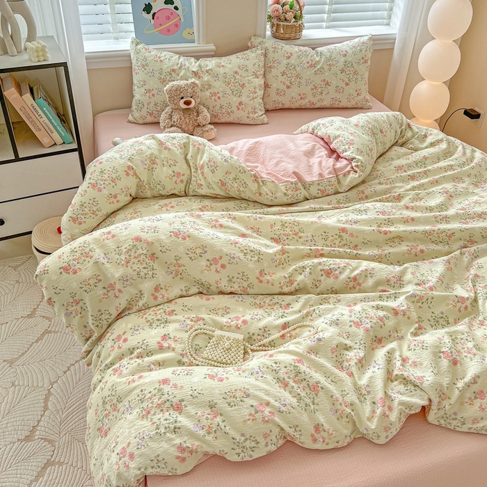 91家纺网 家纺一手货源 找家纺 仟网汇 2025新款云感皱皱纱简单款四件套 若欢绿