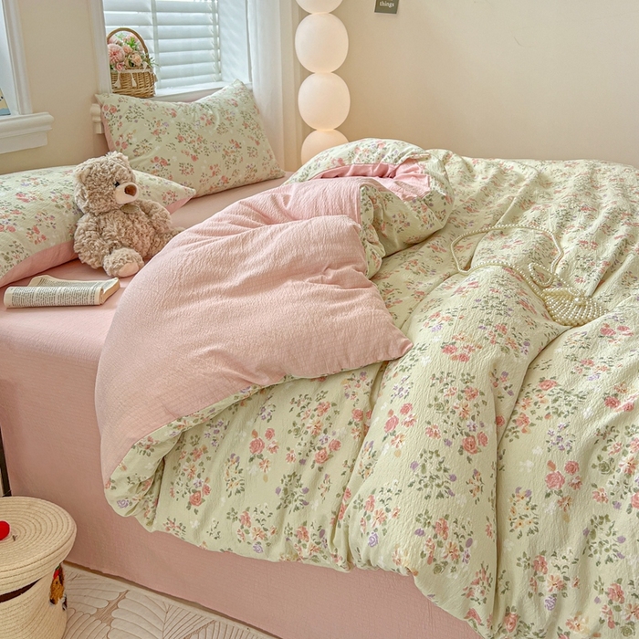 91家纺网 家纺一手货源 找家纺 仟网汇 2025新款云感皱皱纱简单款四件套 若欢绿