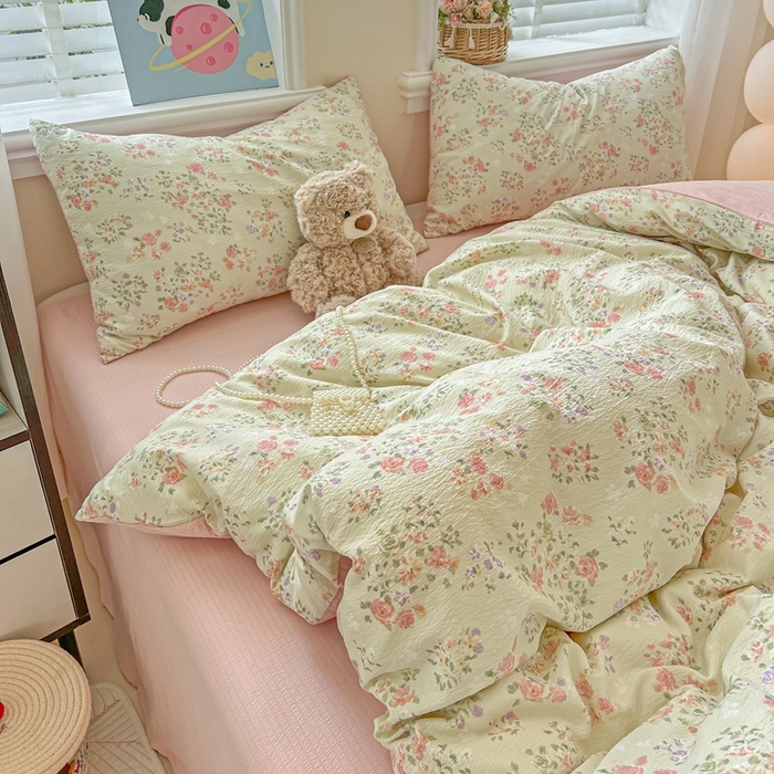 91家纺网 家纺一手货源 找家纺 仟网汇 2025新款云感皱皱纱简单款四件套 若欢绿