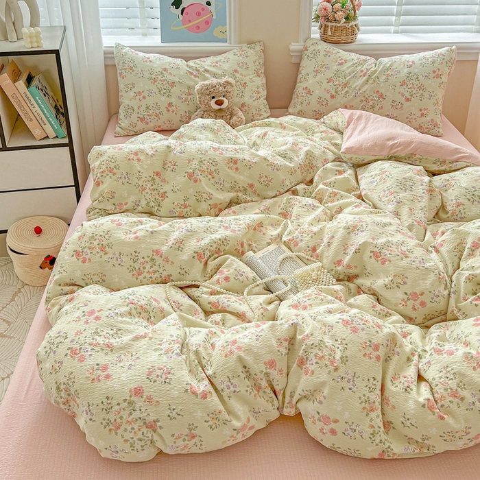 91家纺网 家纺一手货源 找家纺 仟网汇 2025新款云感皱皱纱简单款四件套 若欢绿