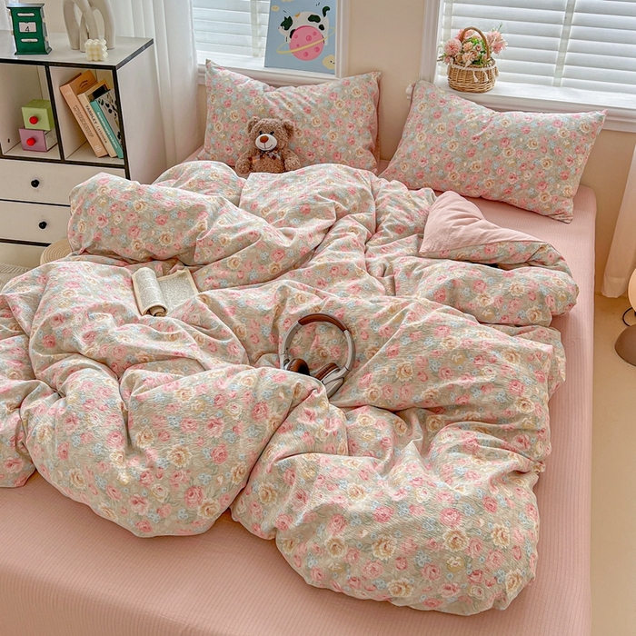 91家纺网 家纺一手货源 找家纺 仟网汇 2025新款云感皱皱纱简单款四件套 锦簇玫瑰