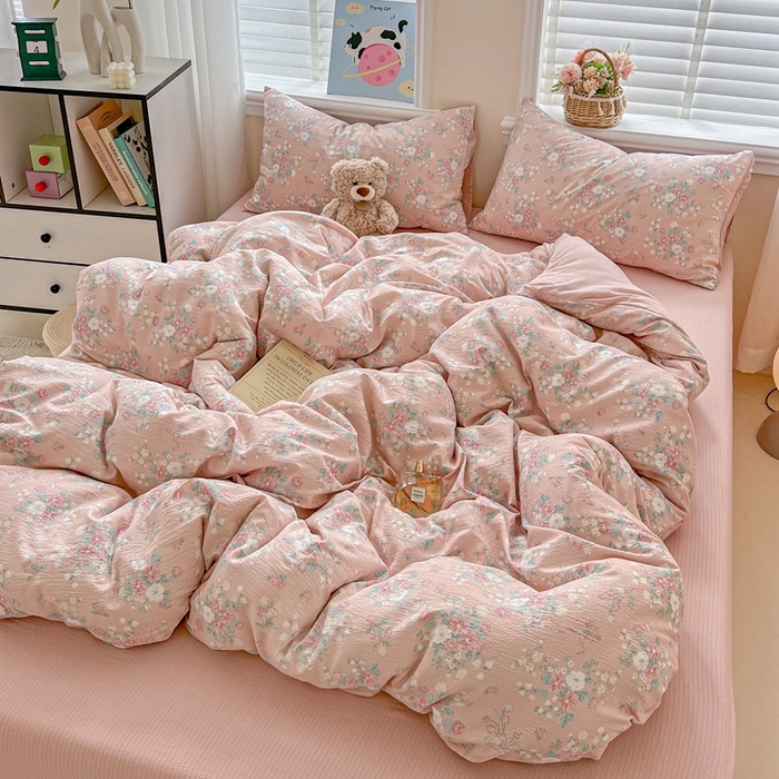 91家纺网 家纺一手货源 找家纺 仟网汇 2025新款云感皱皱纱简单款四件套 莫奈