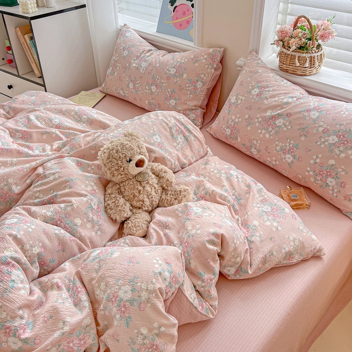 91家纺网 家纺一手货源 找家纺 仟网汇 2025新款云感皱皱纱简单款四件套 莫奈