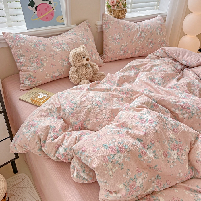 91家纺网 家纺一手货源 找家纺 仟网汇 2025新款云感皱皱纱简单款四件套 莫奈