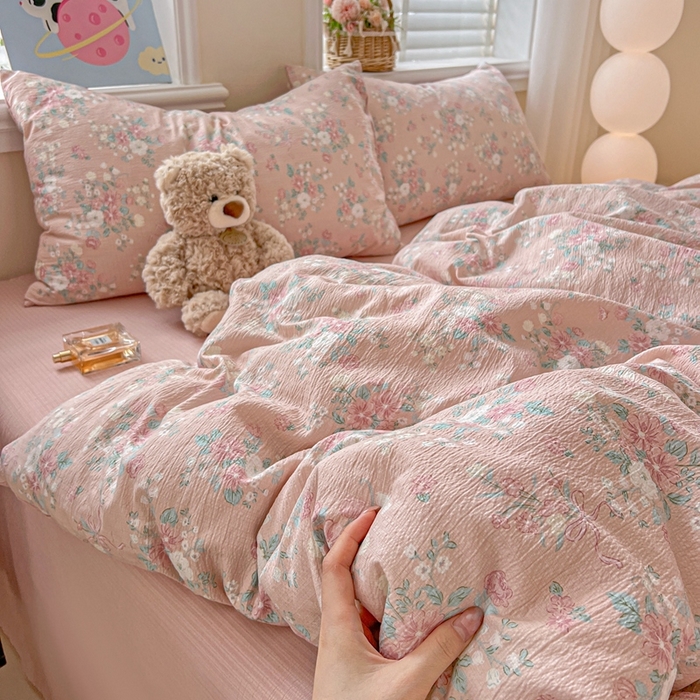 91家纺网 家纺一手货源 找家纺 仟网汇 2025新款云感皱皱纱简单款四件套 莫奈