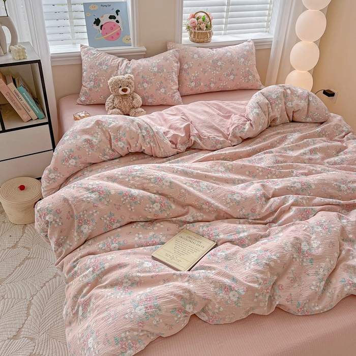 91家纺网 家纺一手货源 找家纺 仟网汇 2025新款云感皱皱纱简单款四件套 莫奈