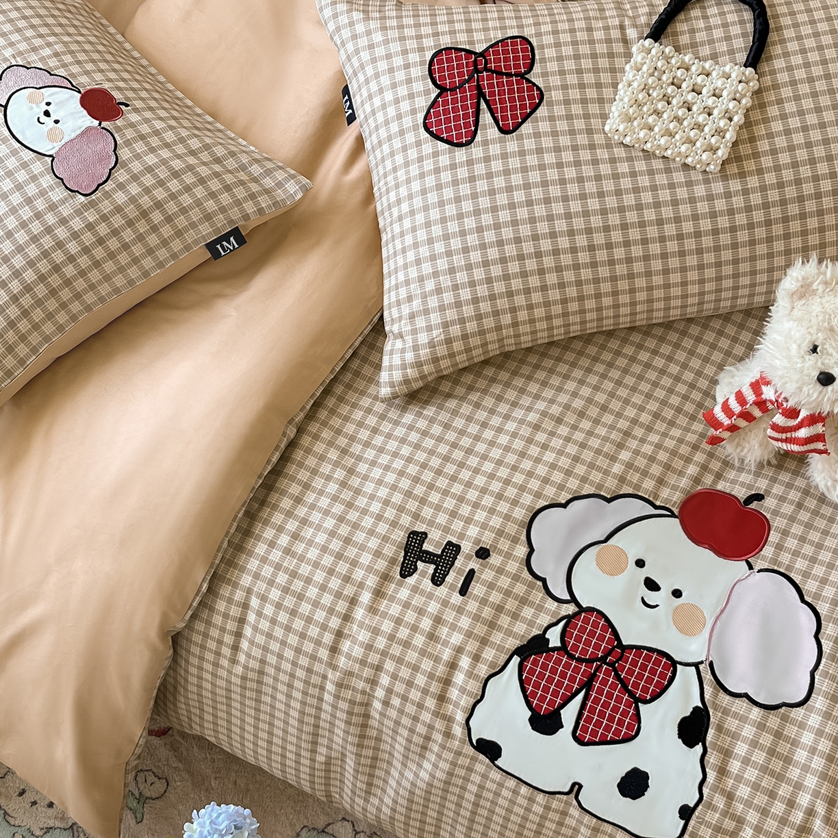 91家纺网 家纺一手货源 找家纺 乐美家纺 2025新款亲肤舒适全棉纯棉贴布绣卡通系列四件套 斑点狗