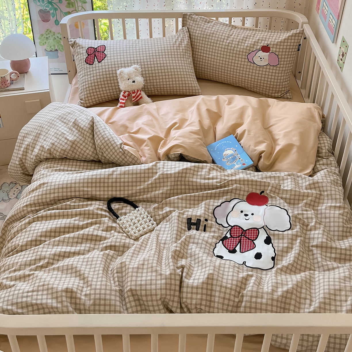 91家纺网 家纺一手货源 找家纺 乐美家纺 2025新款亲肤舒适全棉纯棉贴布绣卡通系列四件套 斑点狗