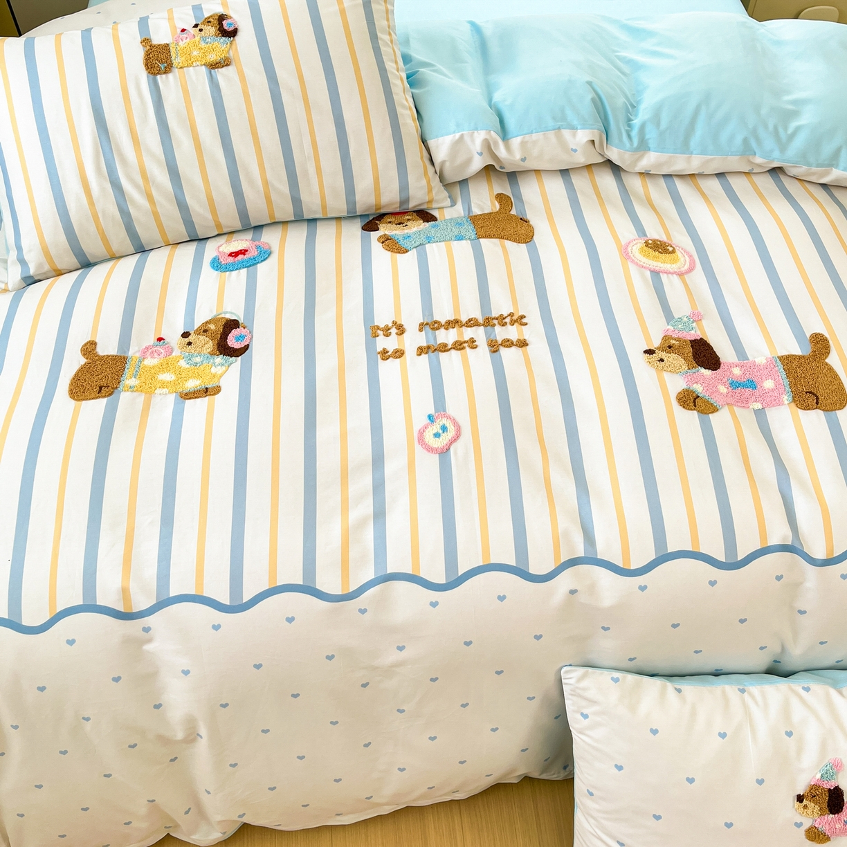 91家纺网 家纺一手货源 找家纺 （总）丽涵家纺 2025新款全棉纯棉数码印大版定位毛巾绣四件套