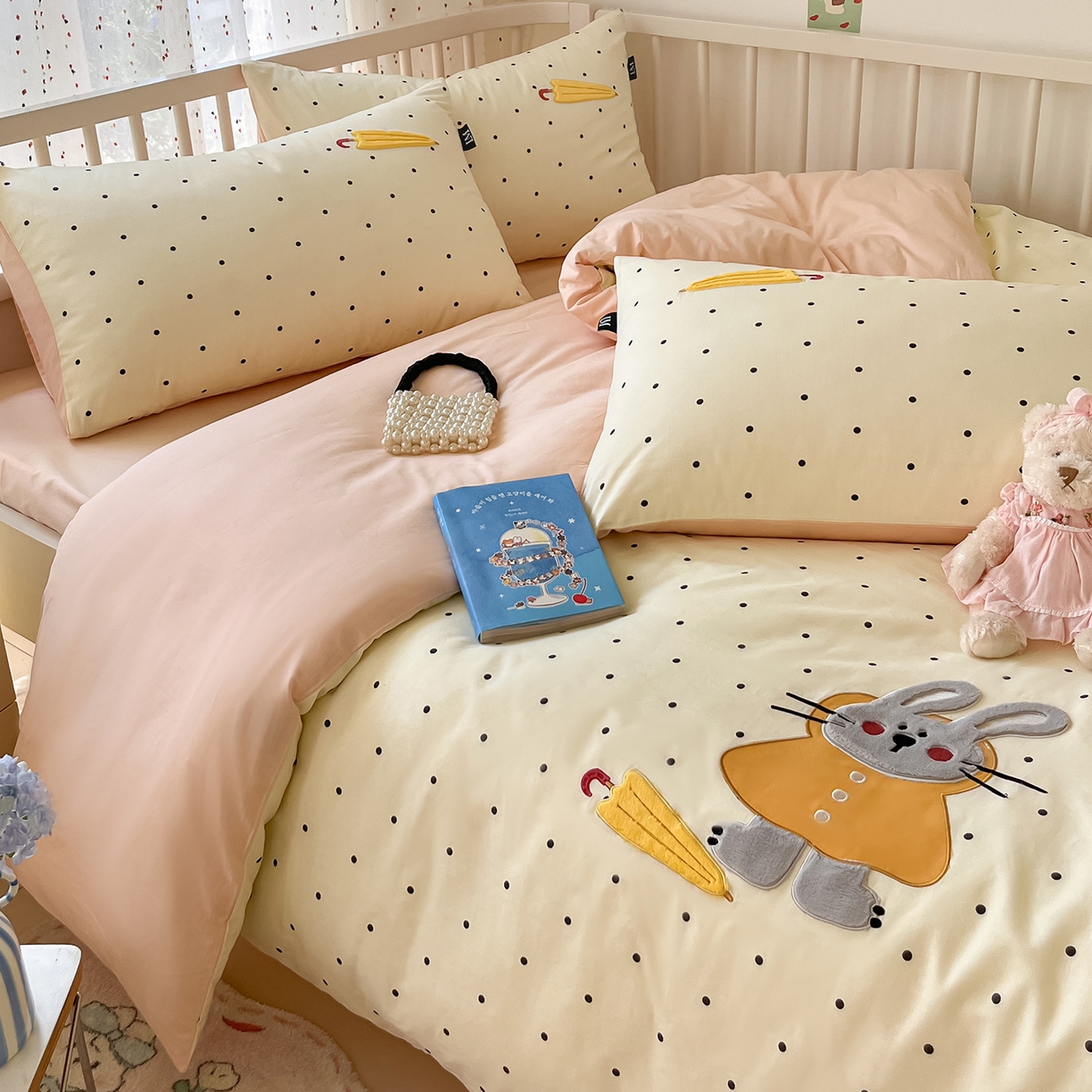 乐美家纺 2025新款亲肤舒适全棉纯棉贴布绣卡通系列四件套 雨伞奶兔