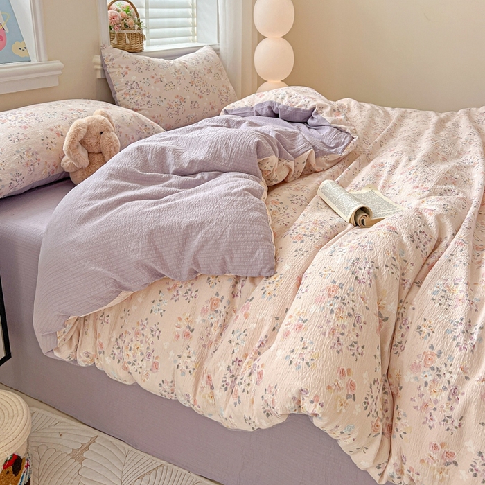 91家纺网 家纺一手货源 找家纺 仟网汇 2025新款云感皱皱纱简单款四件套 若欢紫