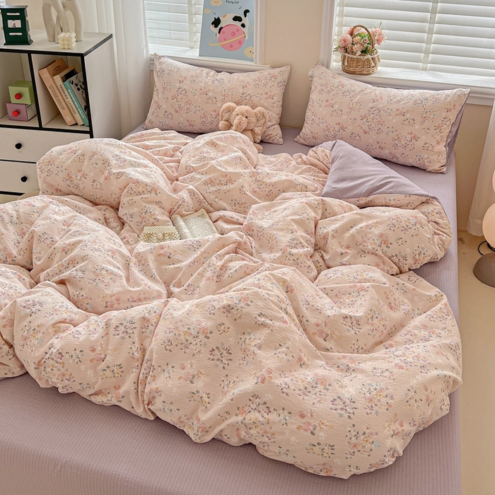 91家纺网 家纺一手货源 找家纺 仟网汇 2025新款云感皱皱纱简单款四件套 若欢紫