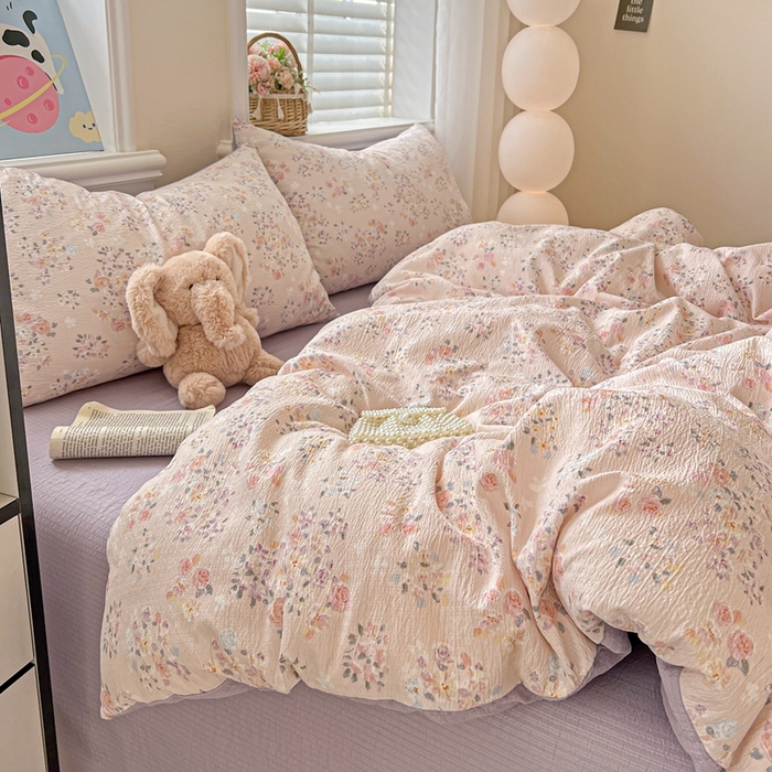 91家纺网 家纺一手货源 找家纺 仟网汇 2025新款云感皱皱纱简单款四件套 若欢紫