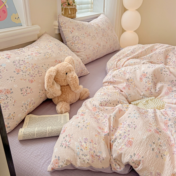 91家纺网 家纺一手货源 找家纺 仟网汇 2025新款云感皱皱纱简单款四件套 若欢紫