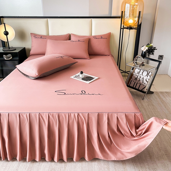 91家纺网 家纺一手货源 找家纺 七仙女家纺 2025新款水洗磨毛刺绣轻奢简约系列单床裙单品床裙床裙单件 豆沙色