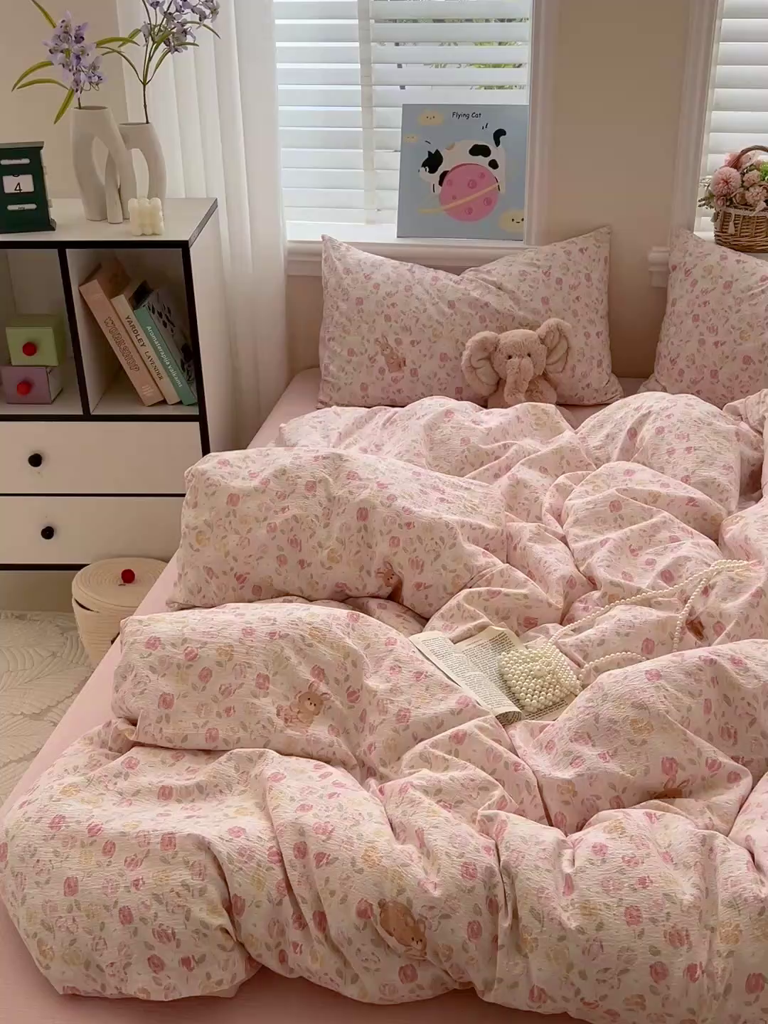 91家纺网 家纺一手货源 找家纺 仟网汇 2025新款云感皱皱纱简单款四件套 郁金香小兔粉