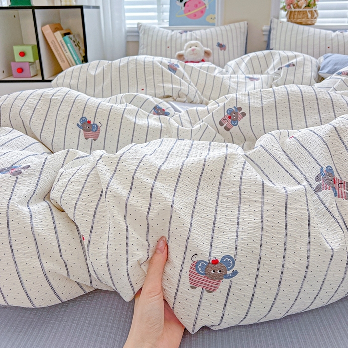 91家纺网 家纺一手货源 找家纺 仟网汇 2025新款云感皱皱纱简单款四件套 条纹小象